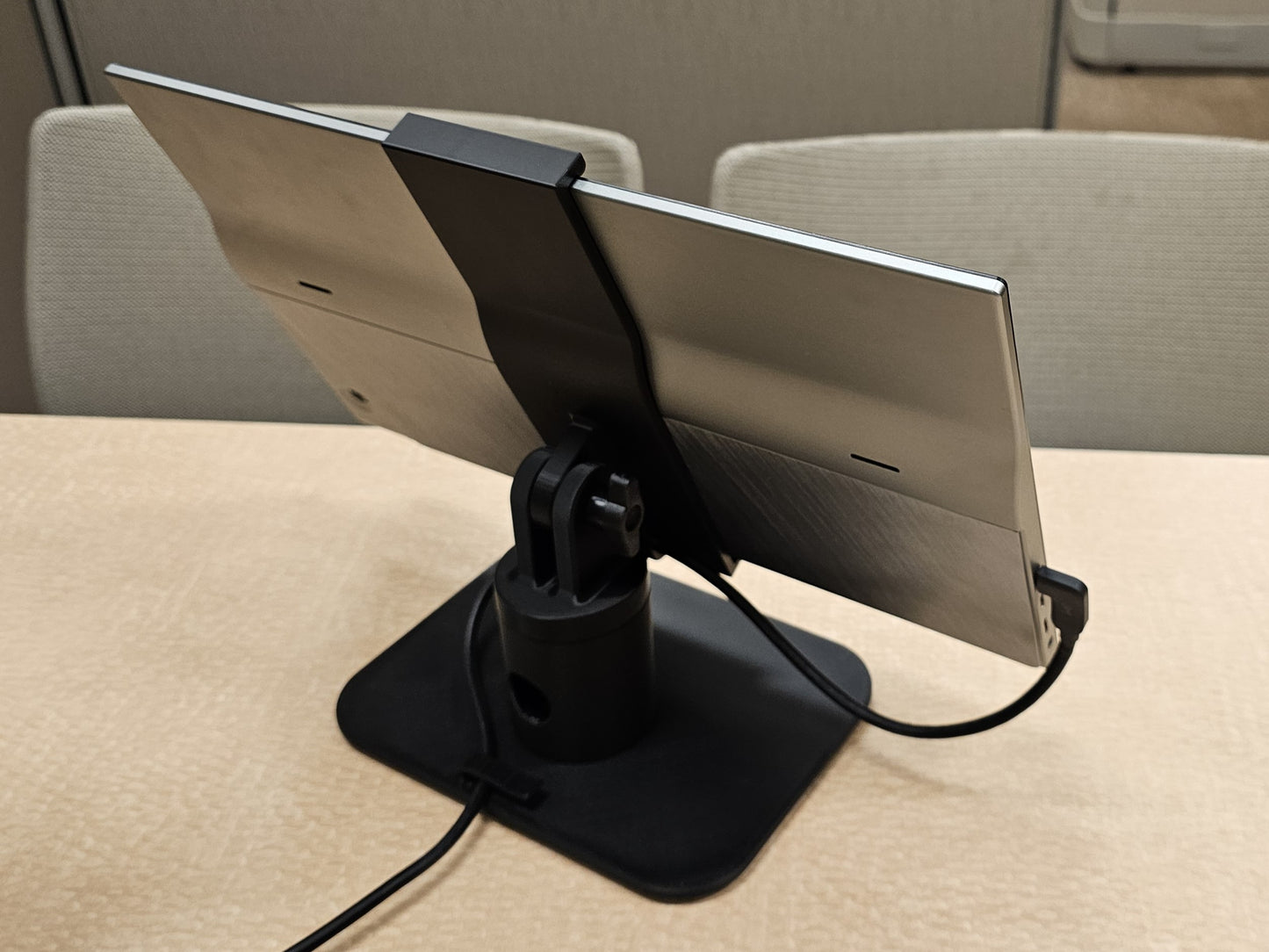 VS Touchscreen w/ Desk Stand Base