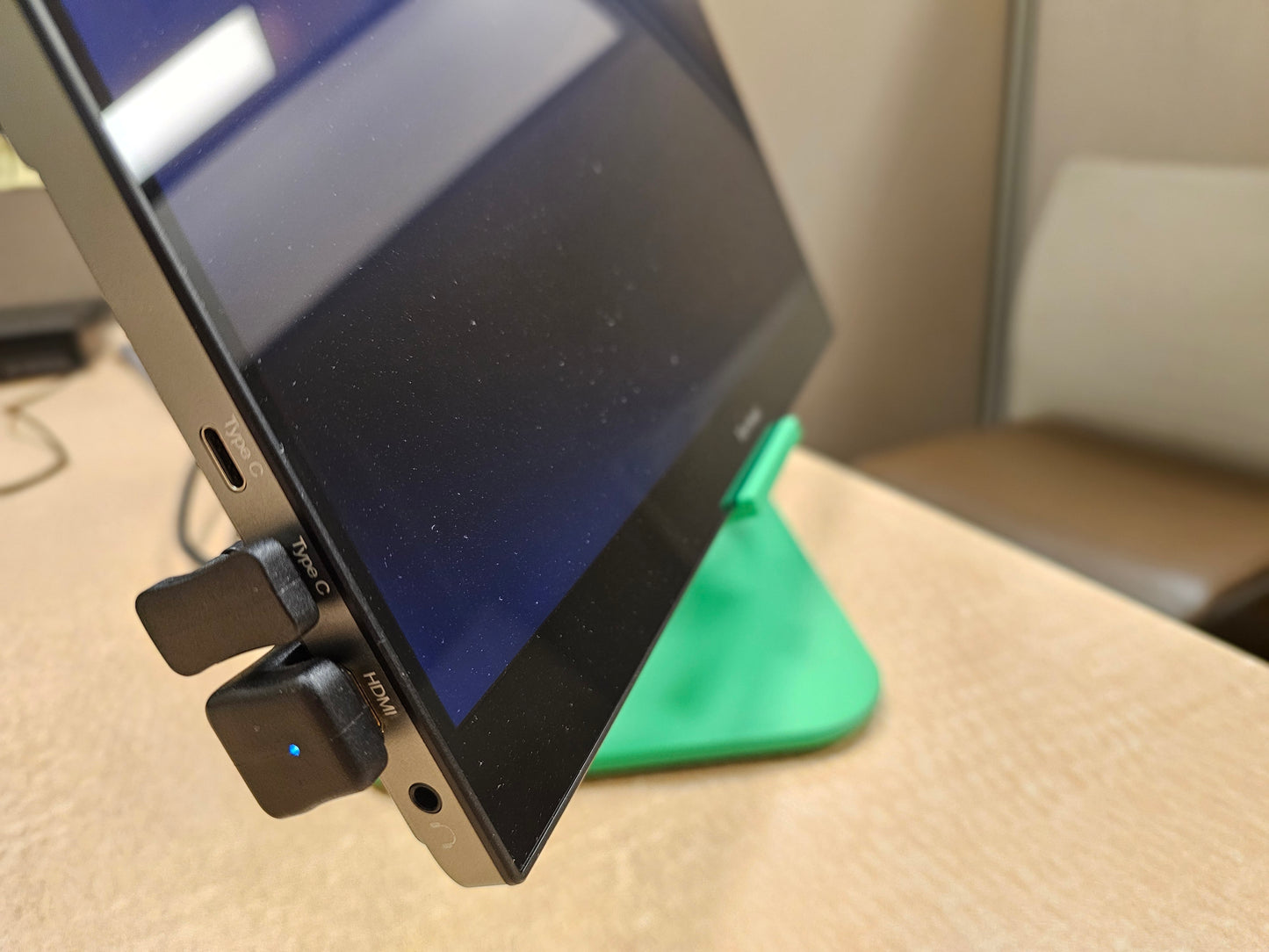 VS Touchscreen w/ Desk Stand Base
